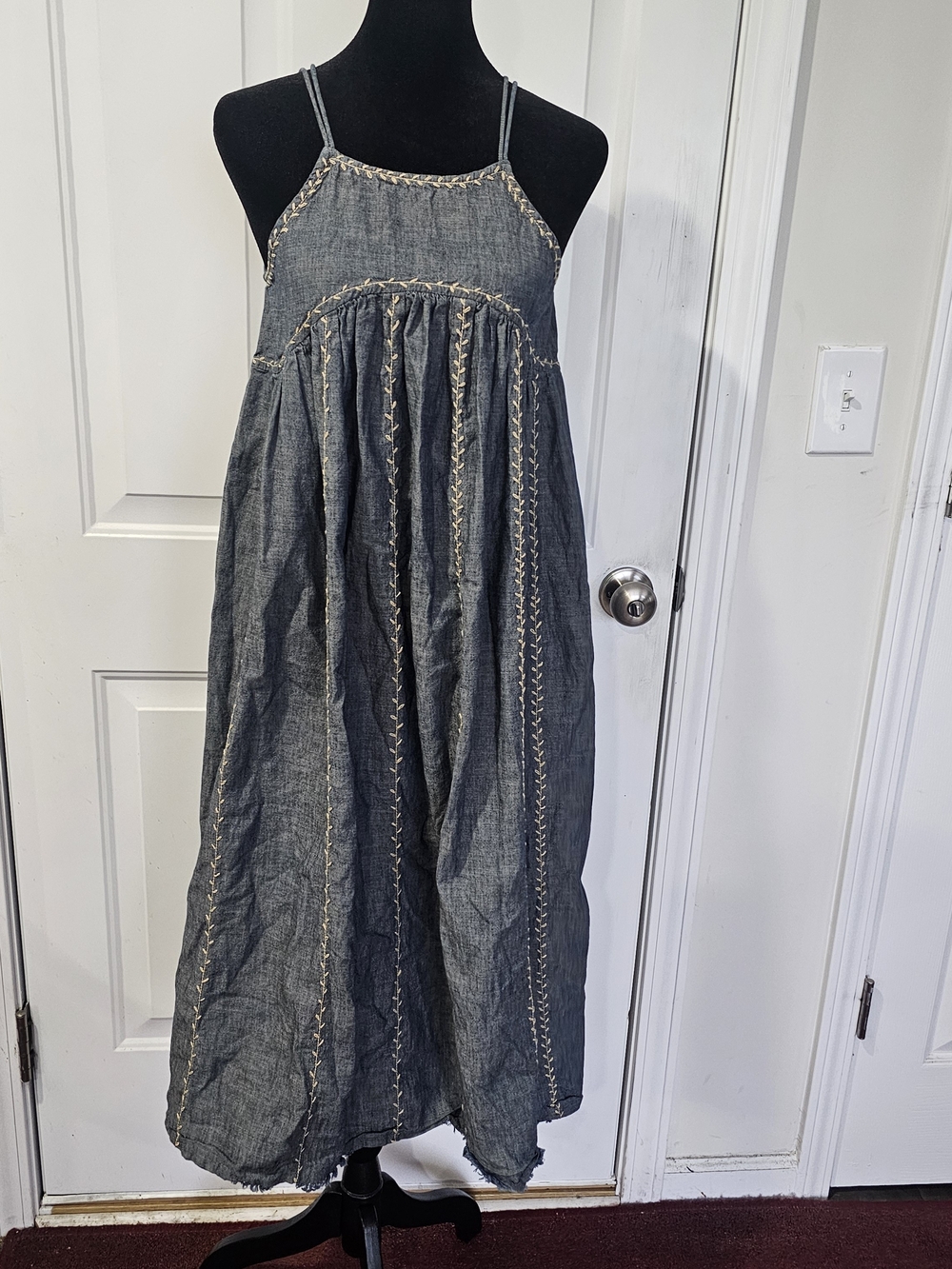 Natural Life Erin  Embroidered Cotton Mini Dress Navy Denim Size XS{Bx8}